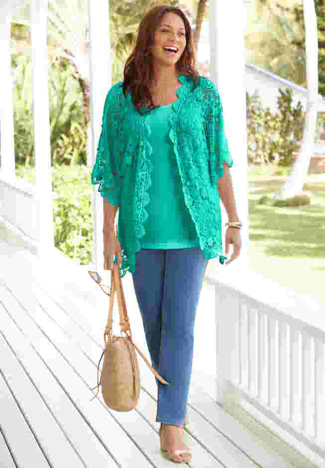 Graceful Crochet Kimono image number 4