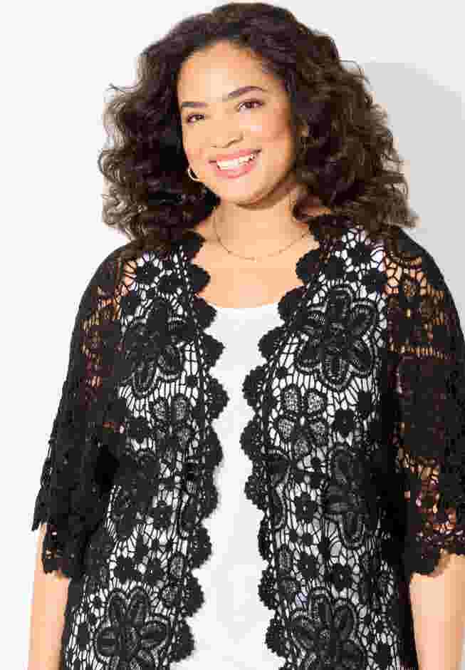 Graceful Crochet Kimono image number 3