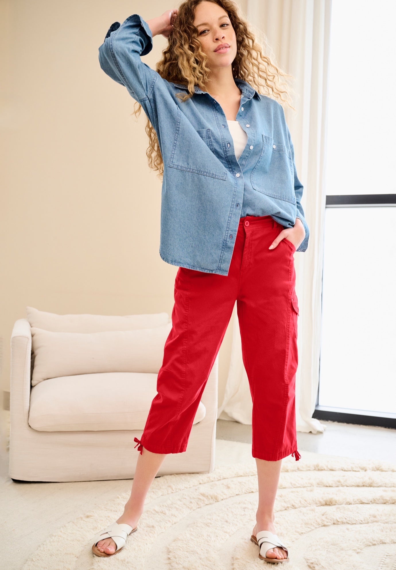 Stretch Mid-rise Cargo Capris image number 0