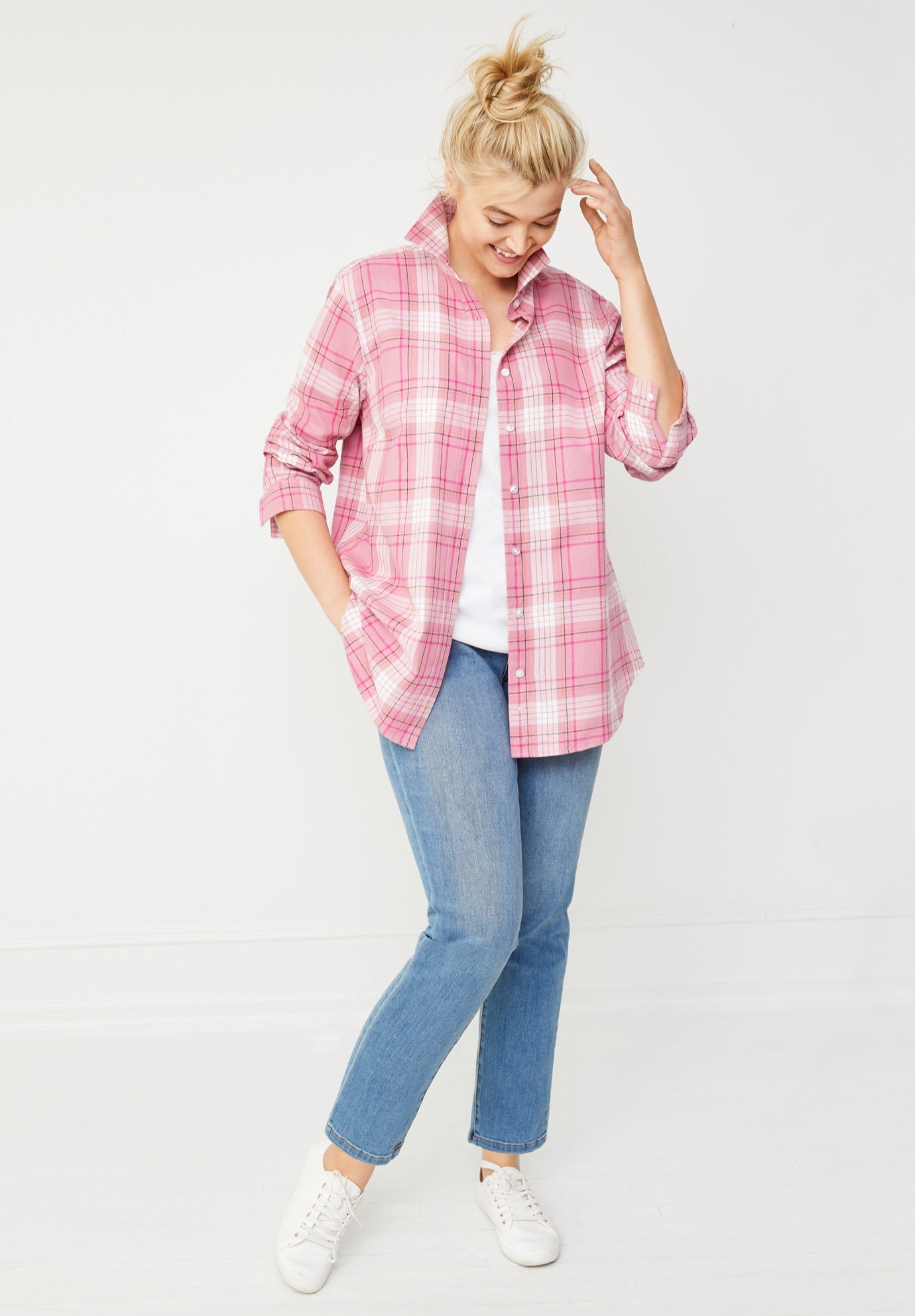 Boyfriend Jeans image number 3