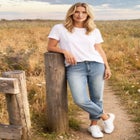 Mid-Rise Stretch 5-Pocket Relaxed Fit Boyfriend Jeans image number null