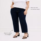 Mid-Rise Stretch 5-Pocket Relaxed Fit Boyfriend Jeans image number null
