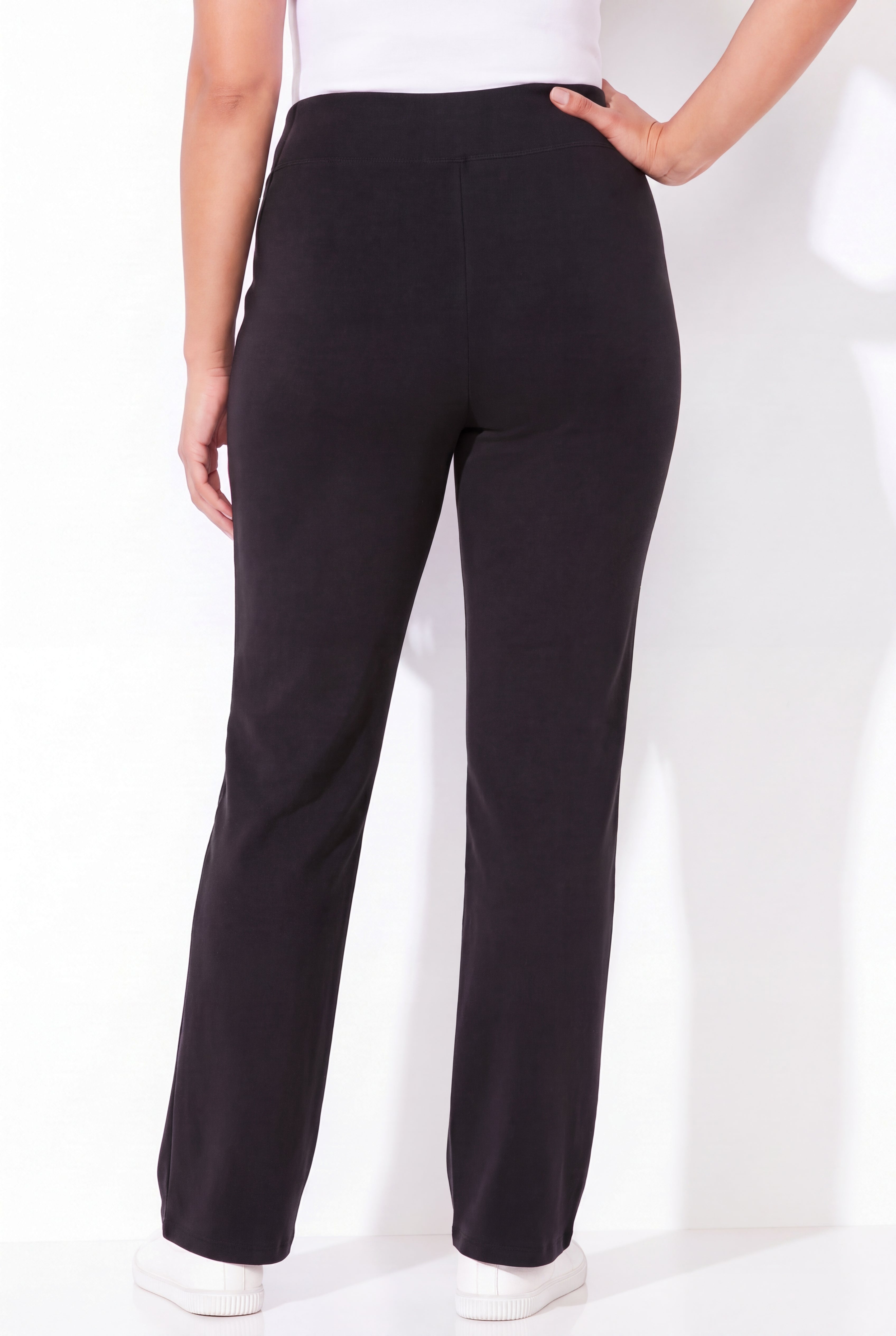 Smooth Fit Pant image number 2