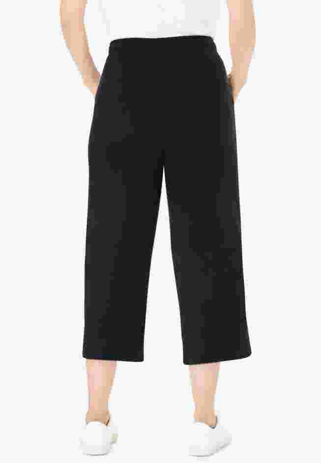 Womens Plus-Size Sport-Knit Pull-On Capri Pants image number 1