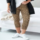 Cotton Spandex Capri Length Leggings image number null