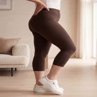 Cotton Spandex Elastic Waist Capri Leggings image number null