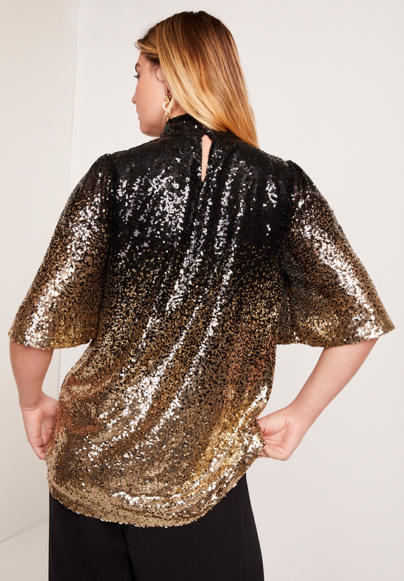 Sequin Keyhole Tee image number 1