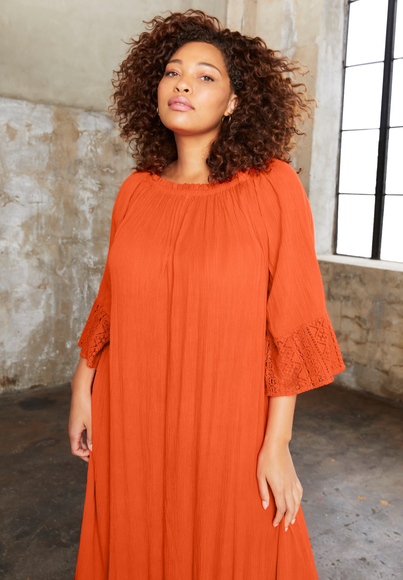 Off-The-Shoulder Maxi Dress image number 4