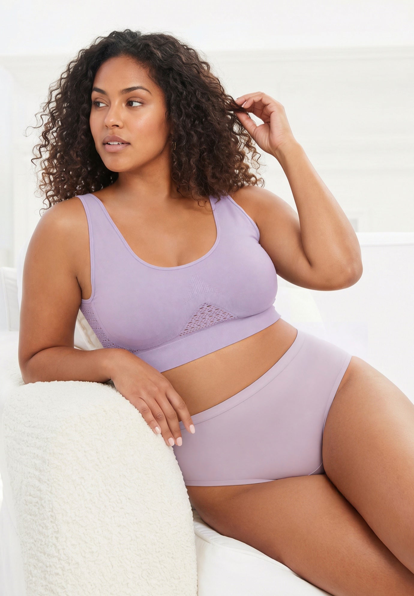Wireless Cooling Seamless Bra image number 0