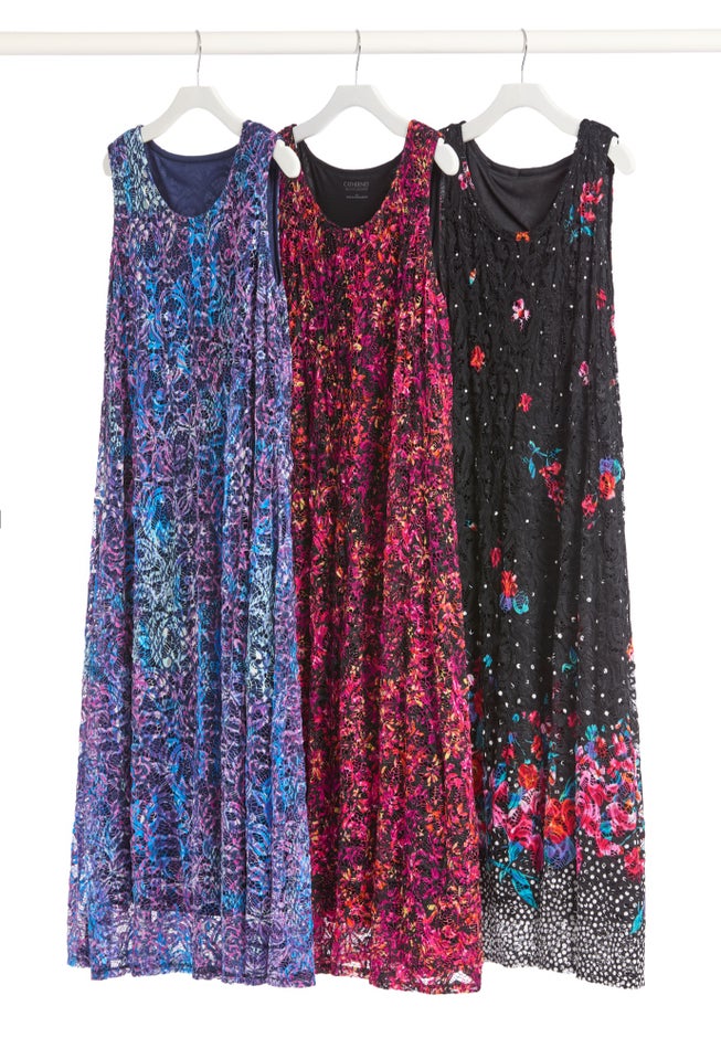 Printed Lace Dress image number 3