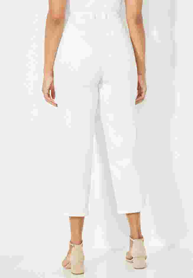 Eyelet Hem Straight Leg Capri image number 1