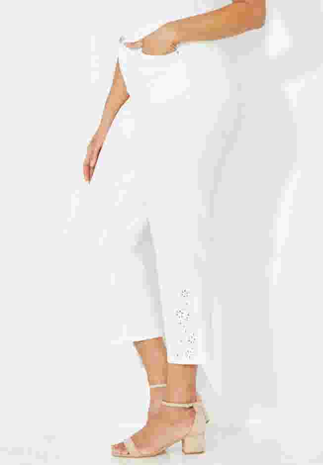 Eyelet Hem Straight Leg Capri image number 2