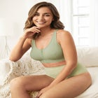 Wireless Zip Front Bra image number null