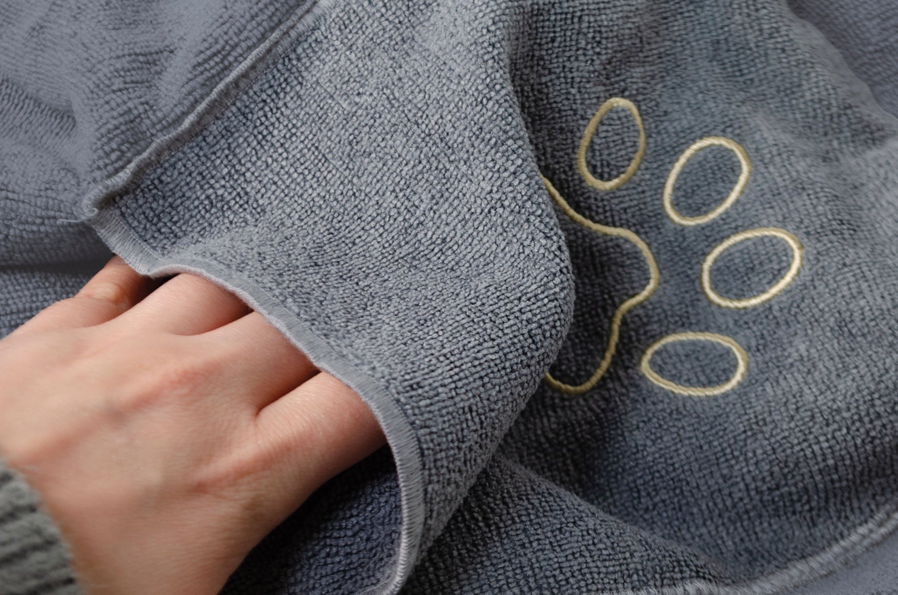 Ultra-Absorbent Pet Towel image number 2