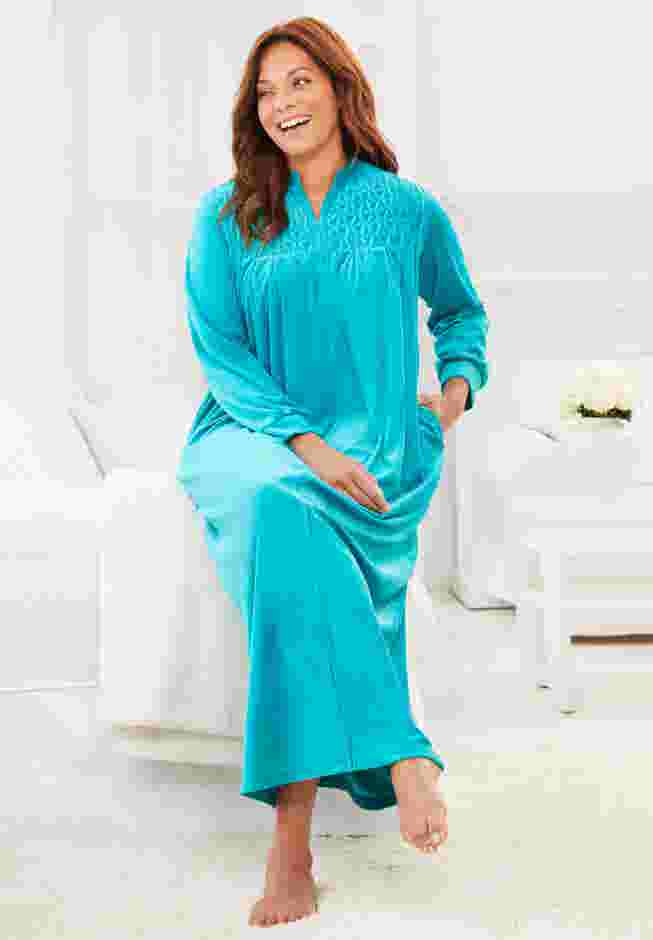 Smocked Velour Long Robe image number 7