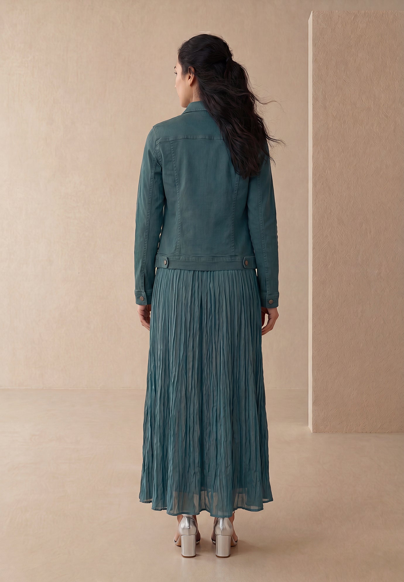 Classic Cotton Denim Jacket image number 3