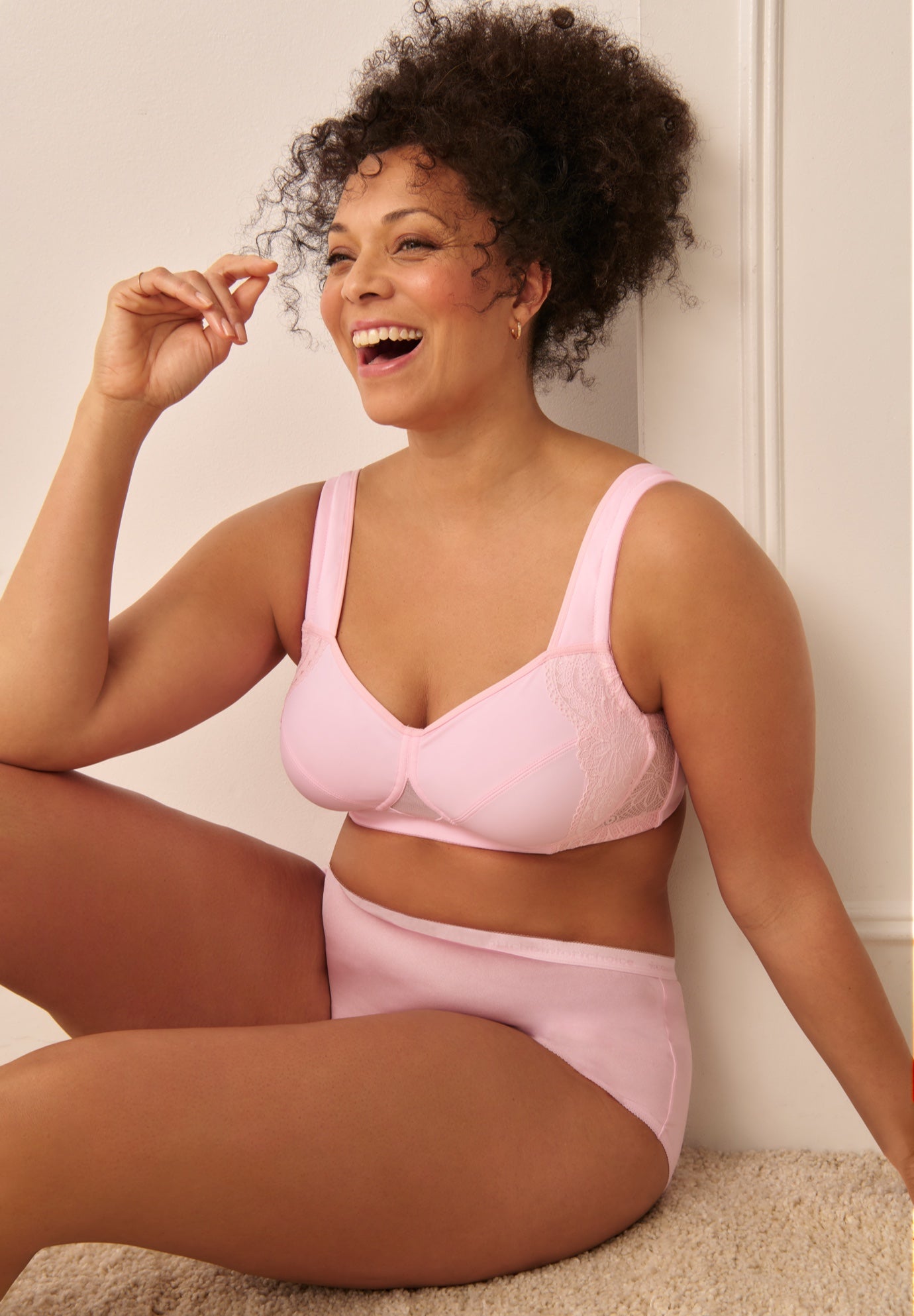 Comfort Choice&reg; Full Coverage Side Wire Bra image number 4