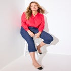Right Fit&reg; Moderately Curvy Jean Capri image number null