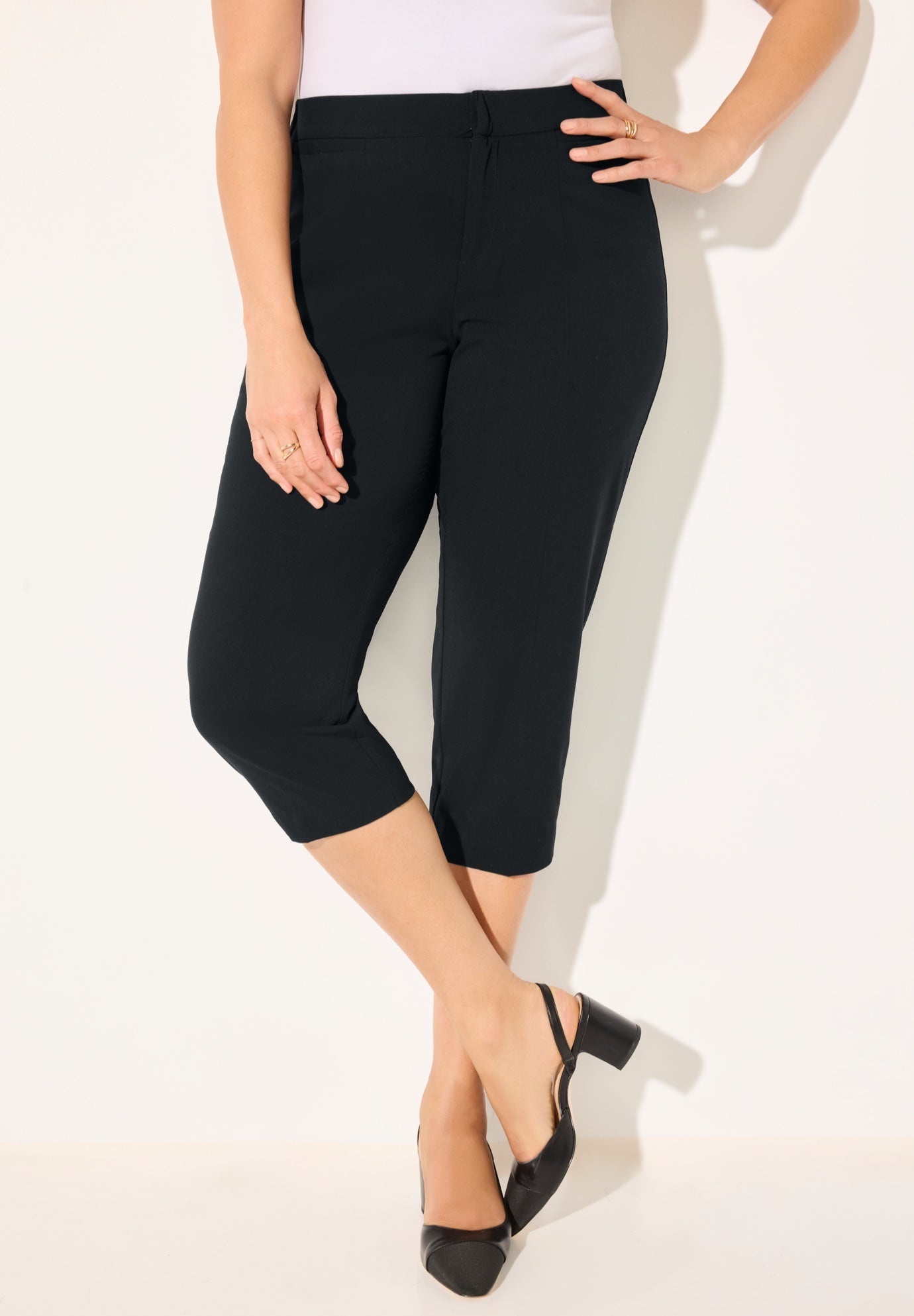 Right Fit&reg; Curvy Vent Capri image number 0