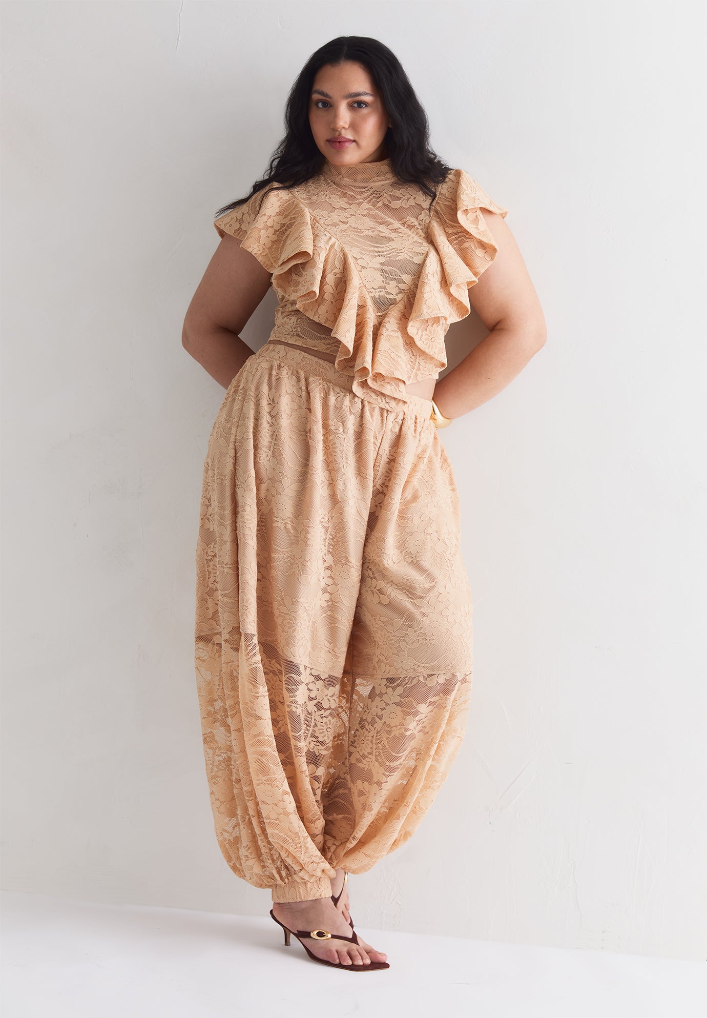 Floral Lace Ruffle Top image number 4