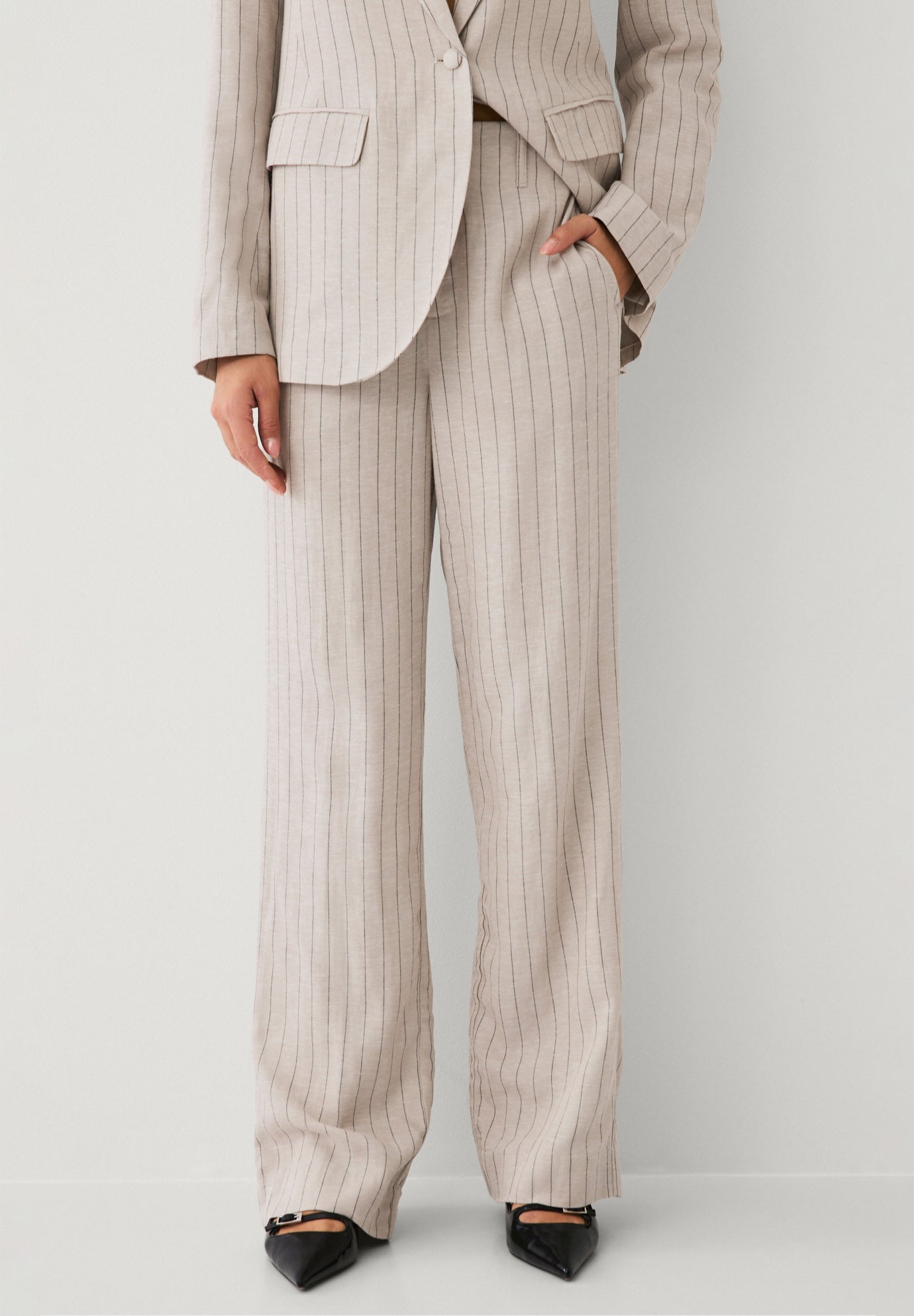 Wide Leg Elastic Waist Linen Trouser image number 0