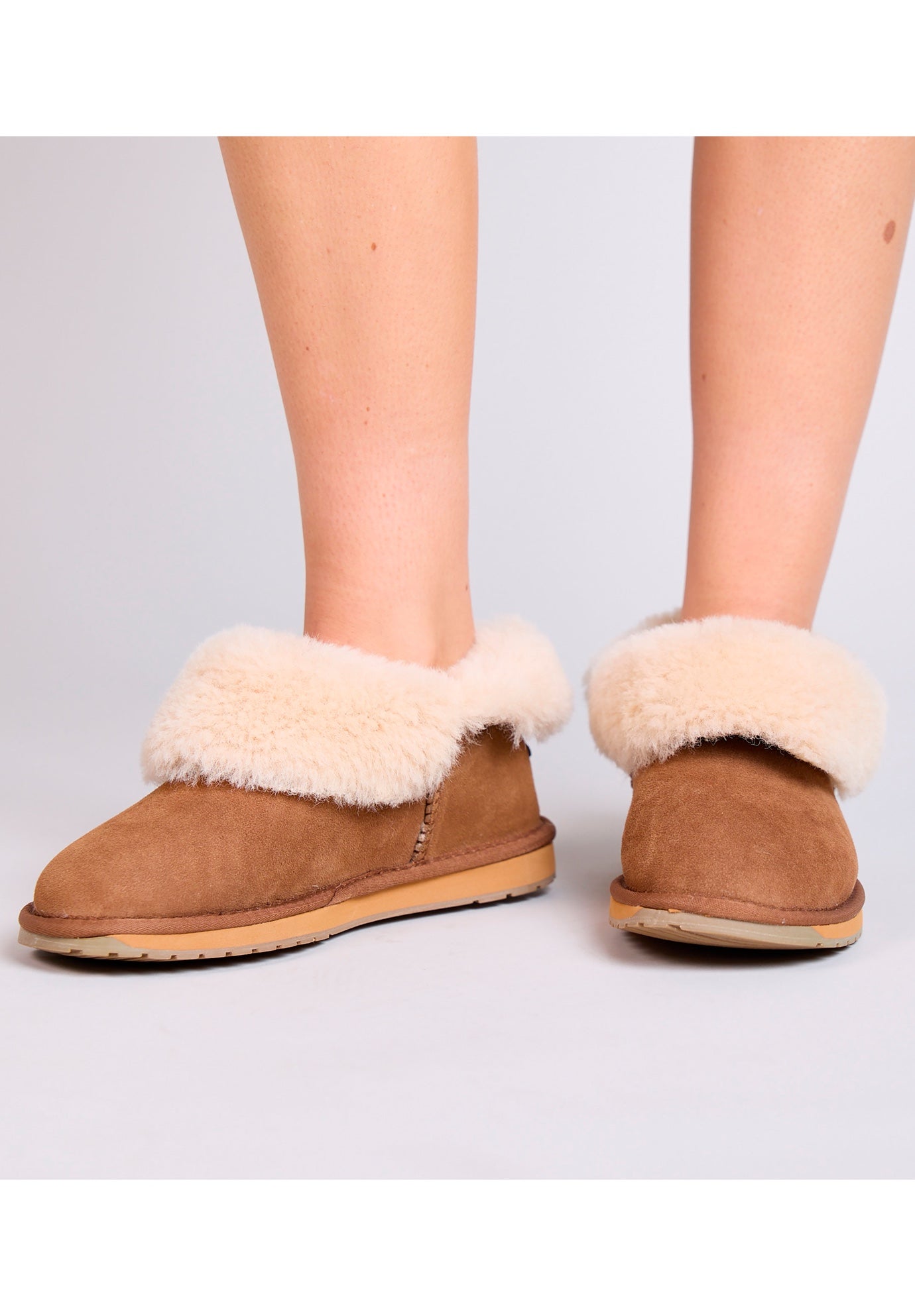 The Platinum Mintaro Water Resistant Slipper image number 5