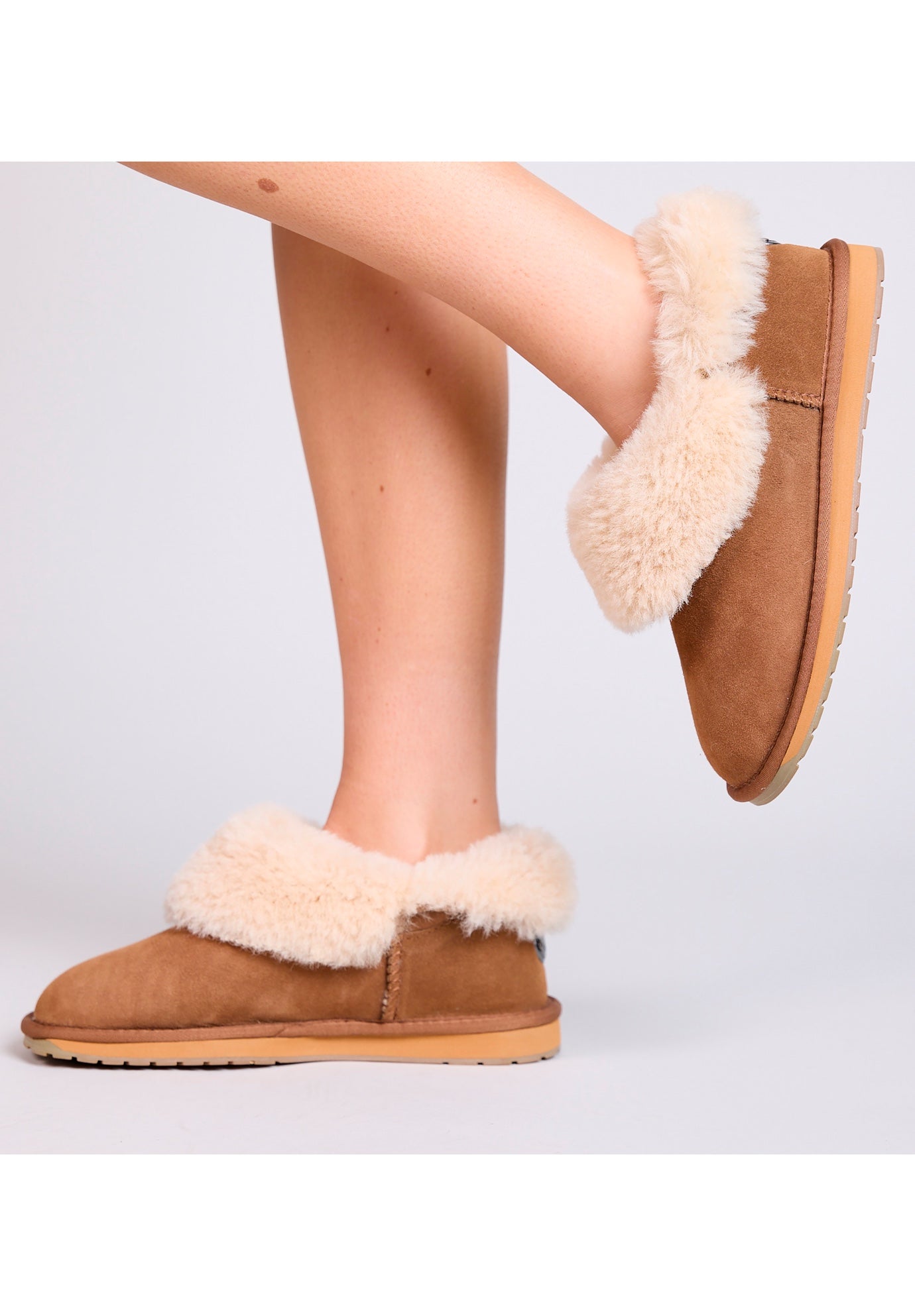 The Platinum Mintaro Water Resistant Slipper image number 6