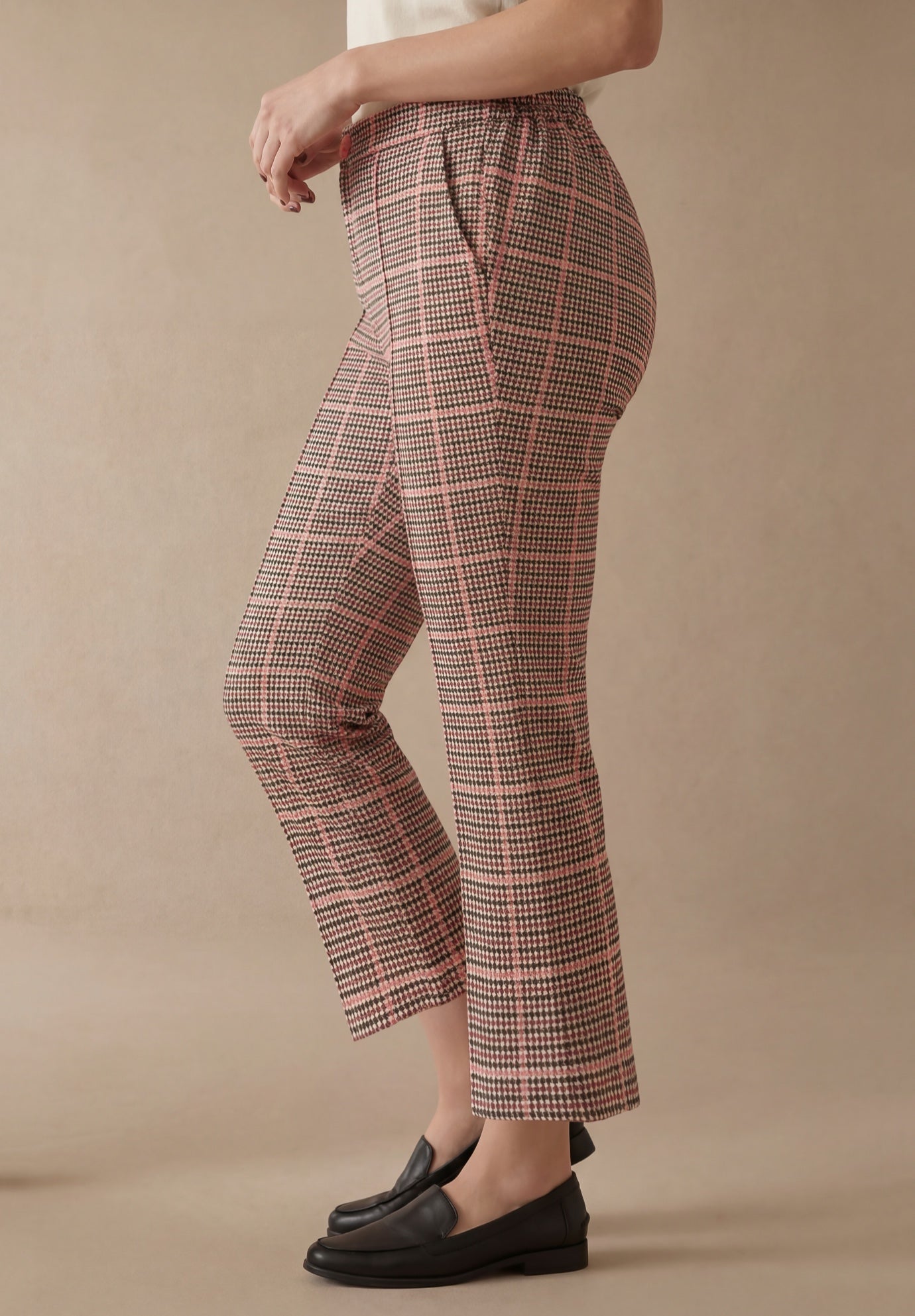 Bi-Stretch Kick Flare Pant image number 1
