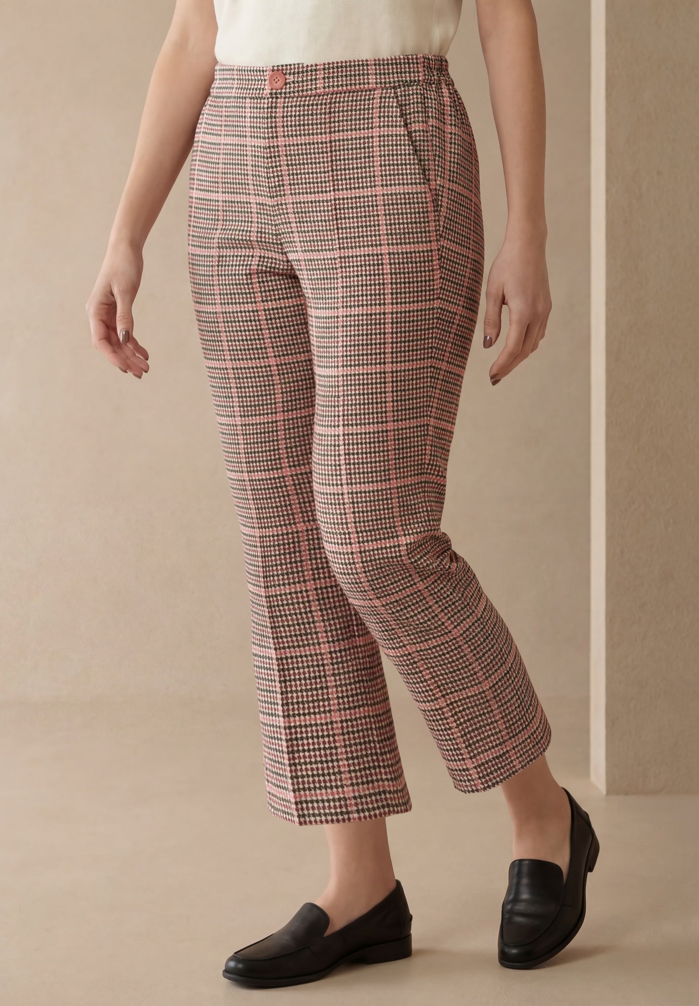Bi-Stretch Kick Flare Pant image number 0