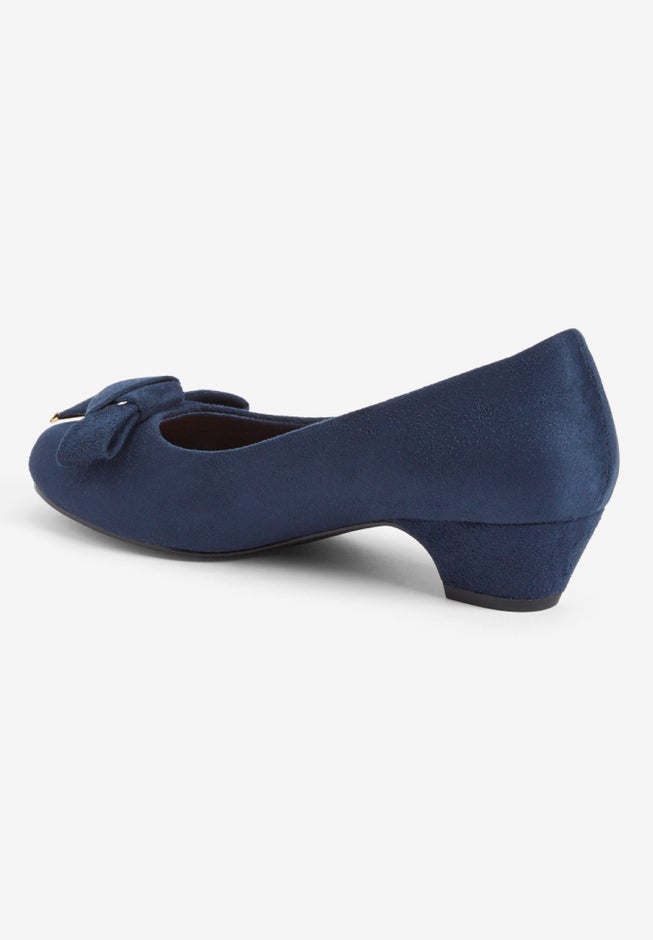 The Flynn Slip On Pump image number 1