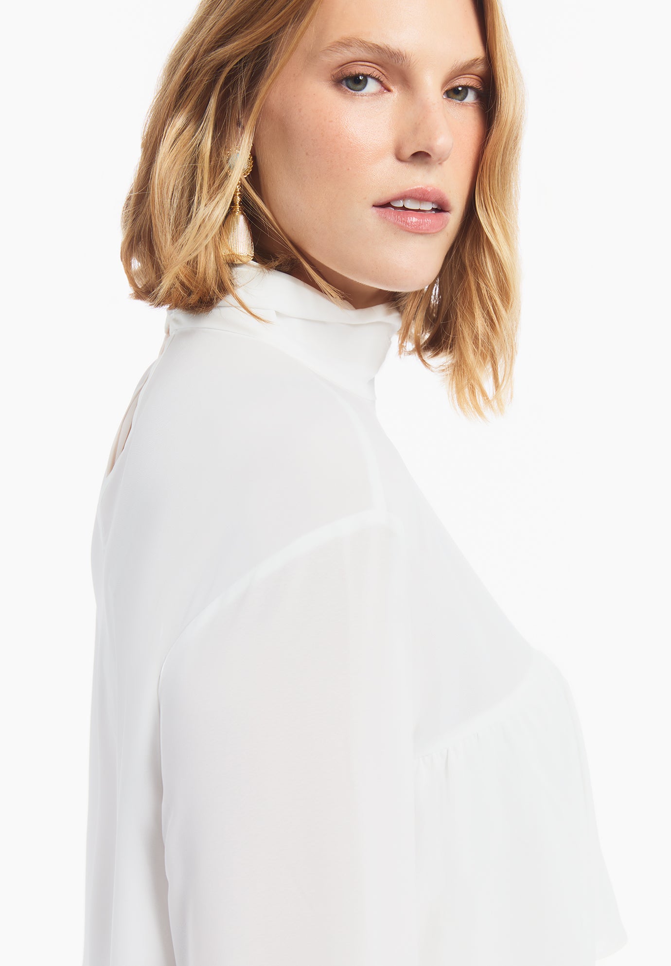 Ruffled Chiffon Long Sleeve Blouse image number 4