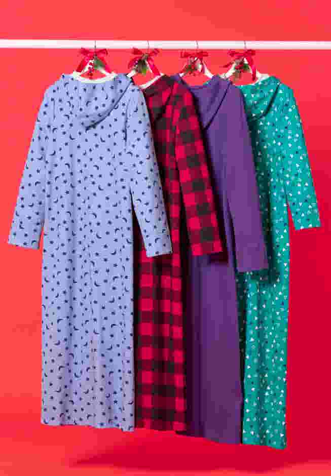 Long Hooded Fleece Sweatshirt Robe image number 7