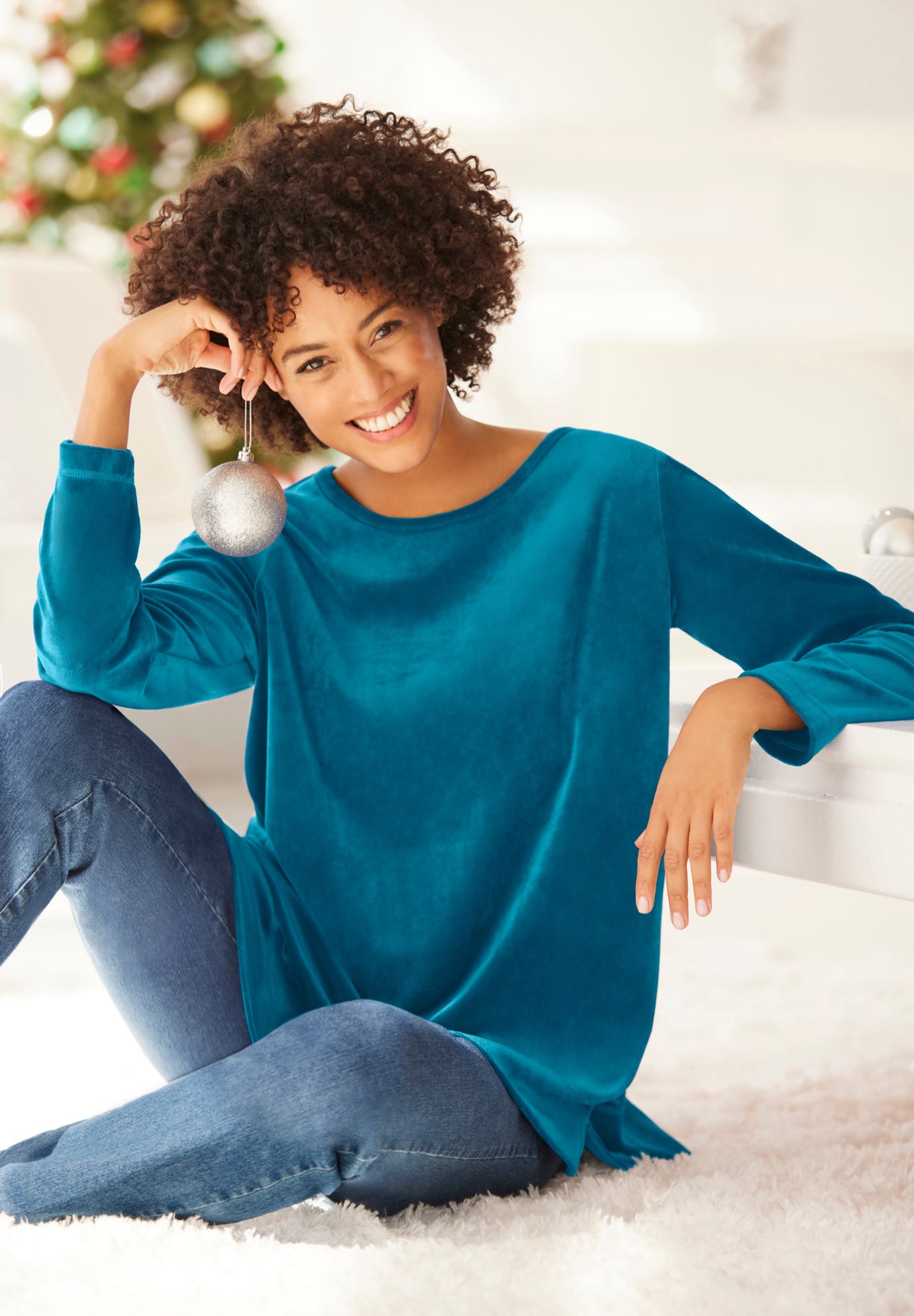 Plush Velour Tunic Sweatshirt image number 3