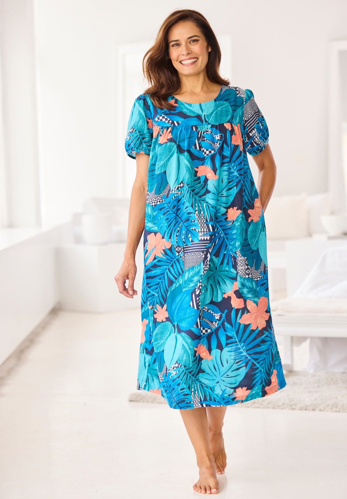 Short Print Shirred Lounger image number 5