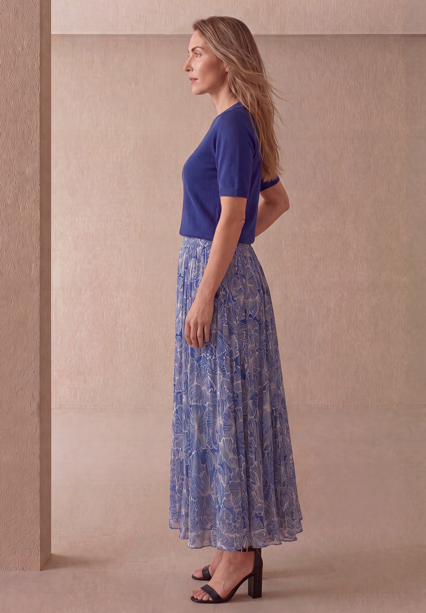 Flowing Crinkled Maxi Skirt image number 1