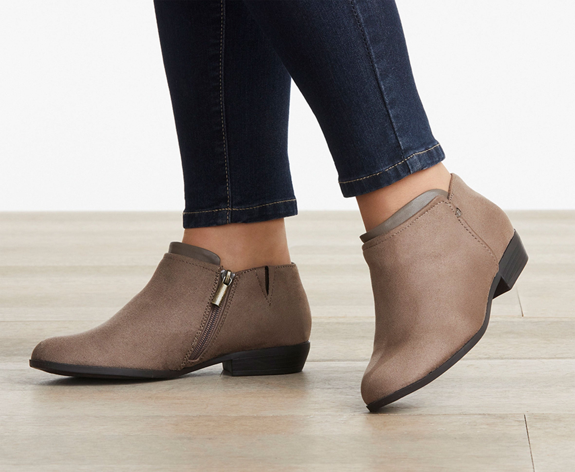 Comfortview shoes sales